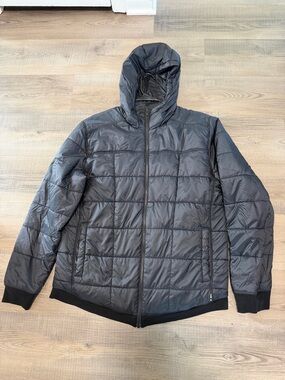 Smartwool Men's Black Quilted Hooded Puffer Jacket